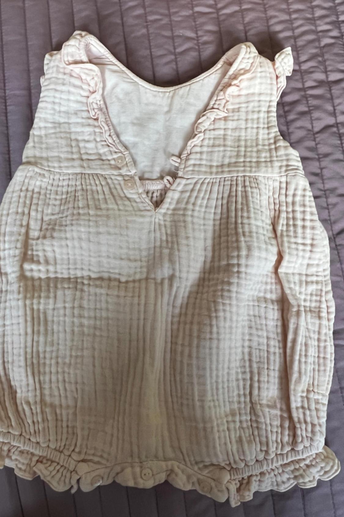 TEXTURED ROMPER WITH RUFFLE TRIMS - Image 2
