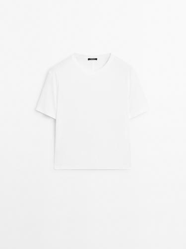 Zara Short-sleeve T-shirt with back seam detail - White