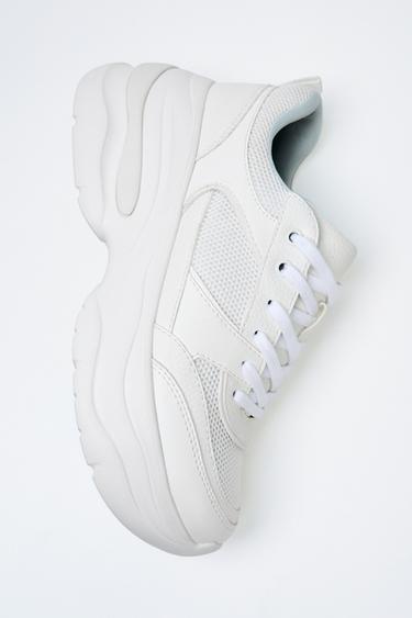 プラットフォームスニーカーホワイトZaraのプラットフォームスニーカー - ホワイト 