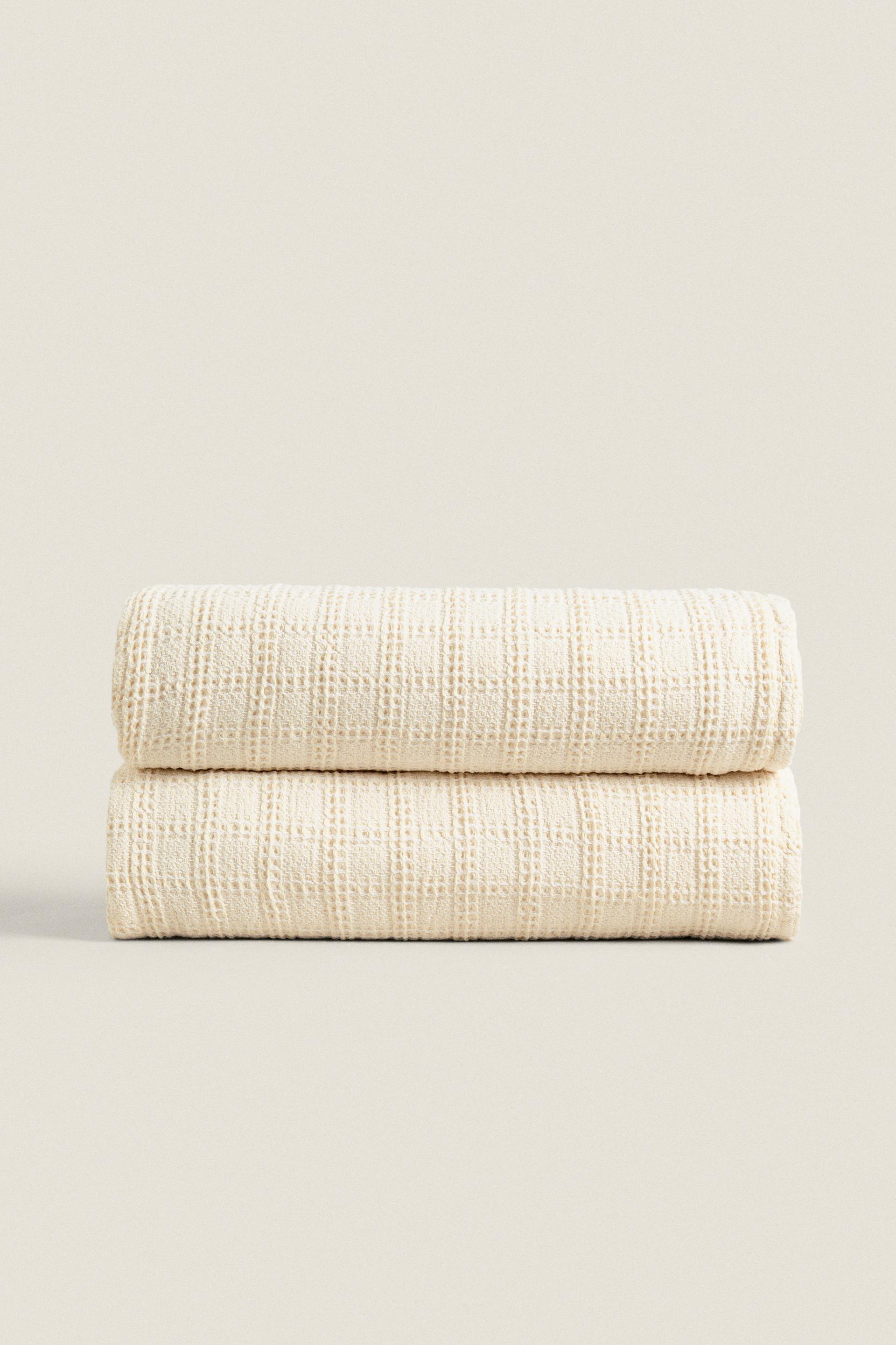 CHECK WAFFLEKNIT BEDSPREAD Ecru ZARA United States