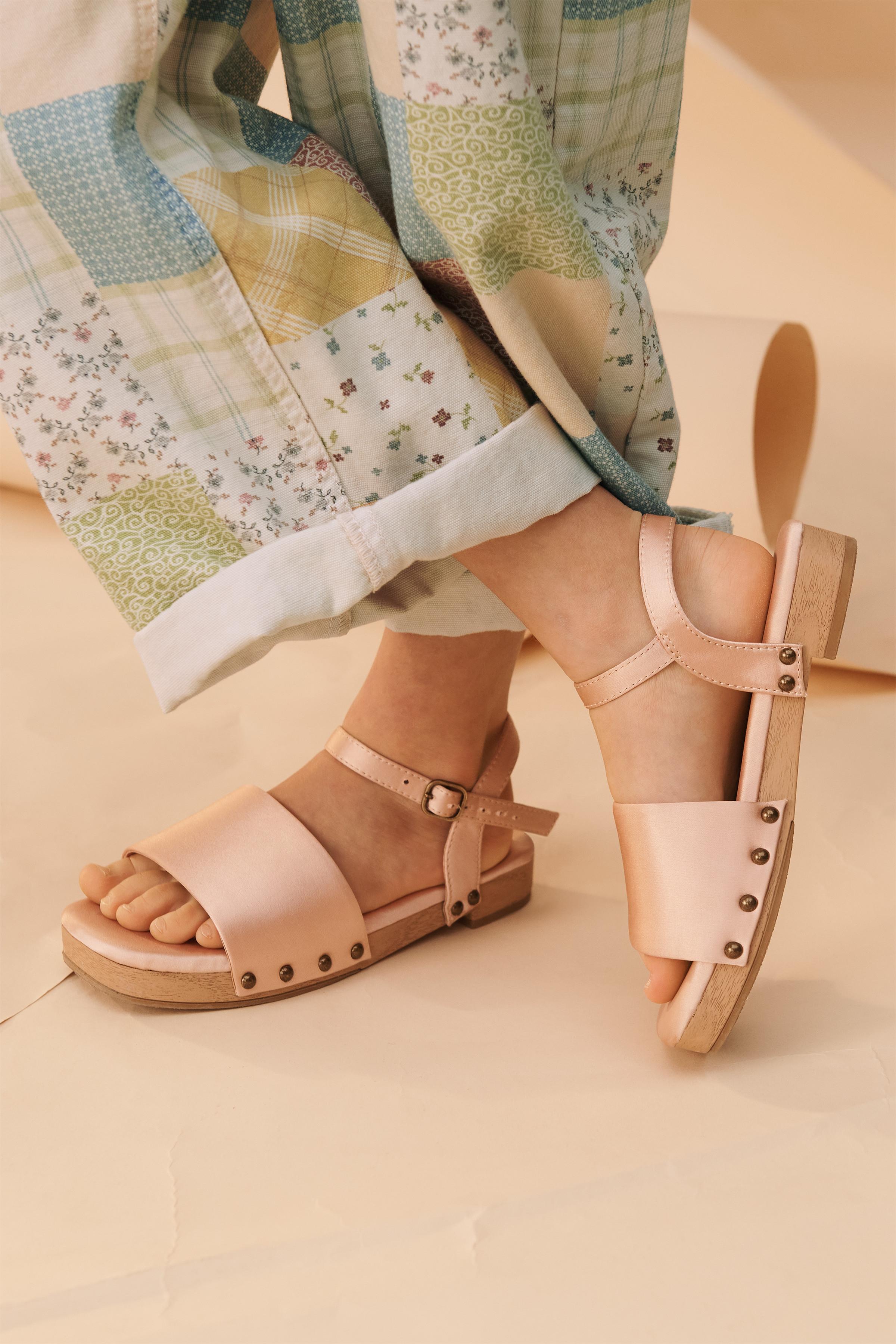 STUDDED SANDALS LIMITED EDITION