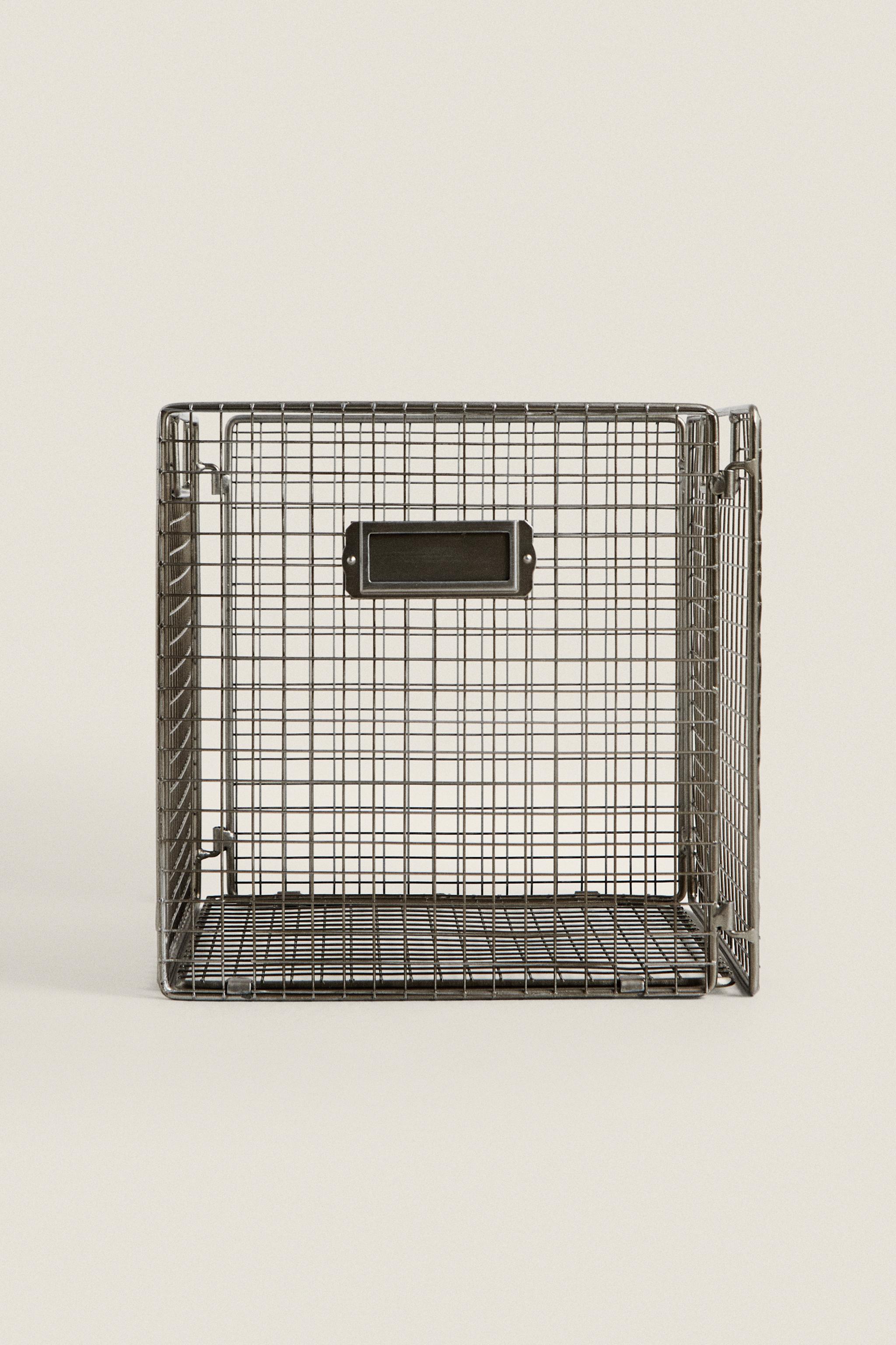 FOLDABLE METAL STORAGE BASKET