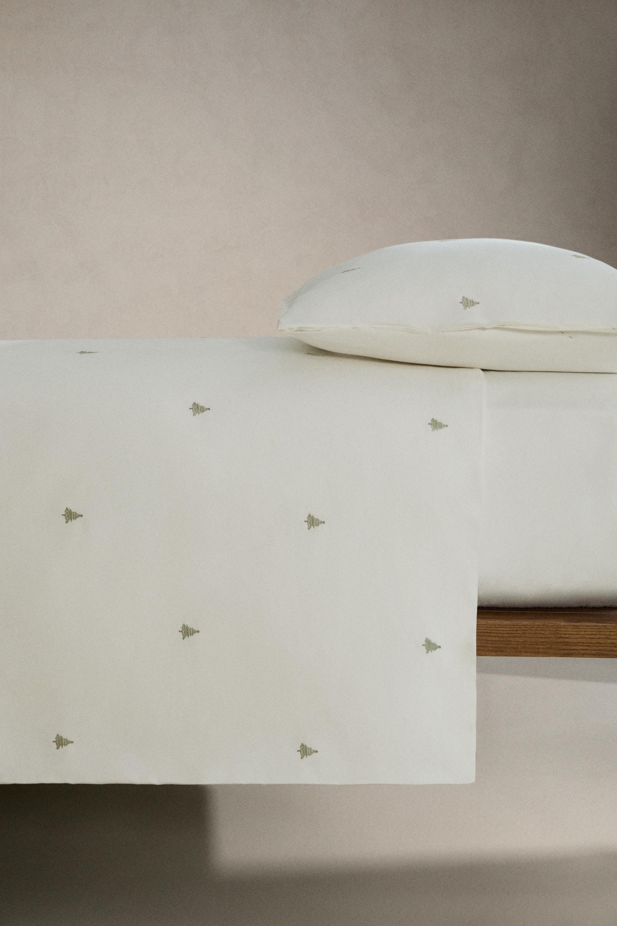 EMBROIDERED SATEEN CHRISTMAS DUVET COVER