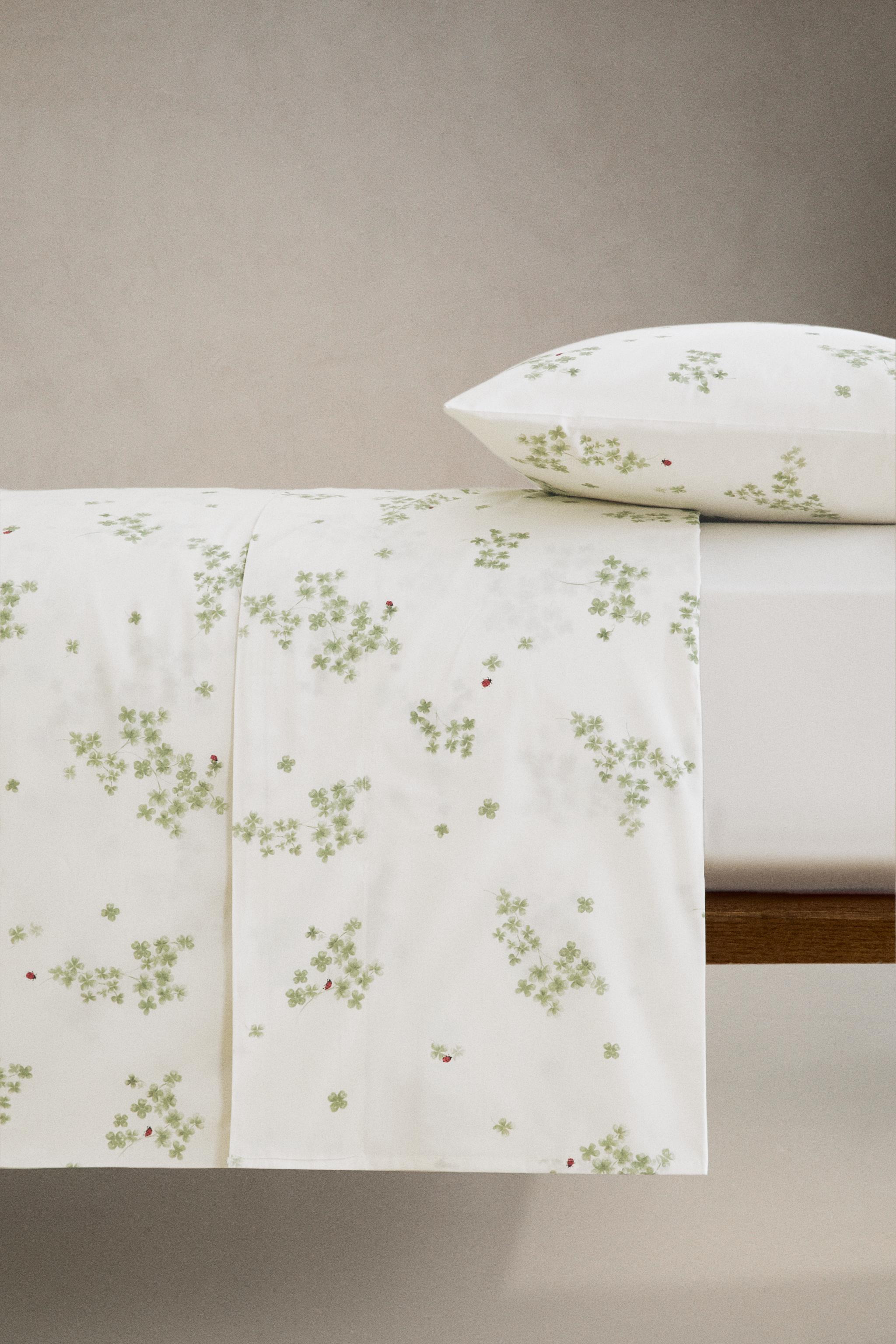 CLOVER AND LADYBUG COTTON FLAT SHEET