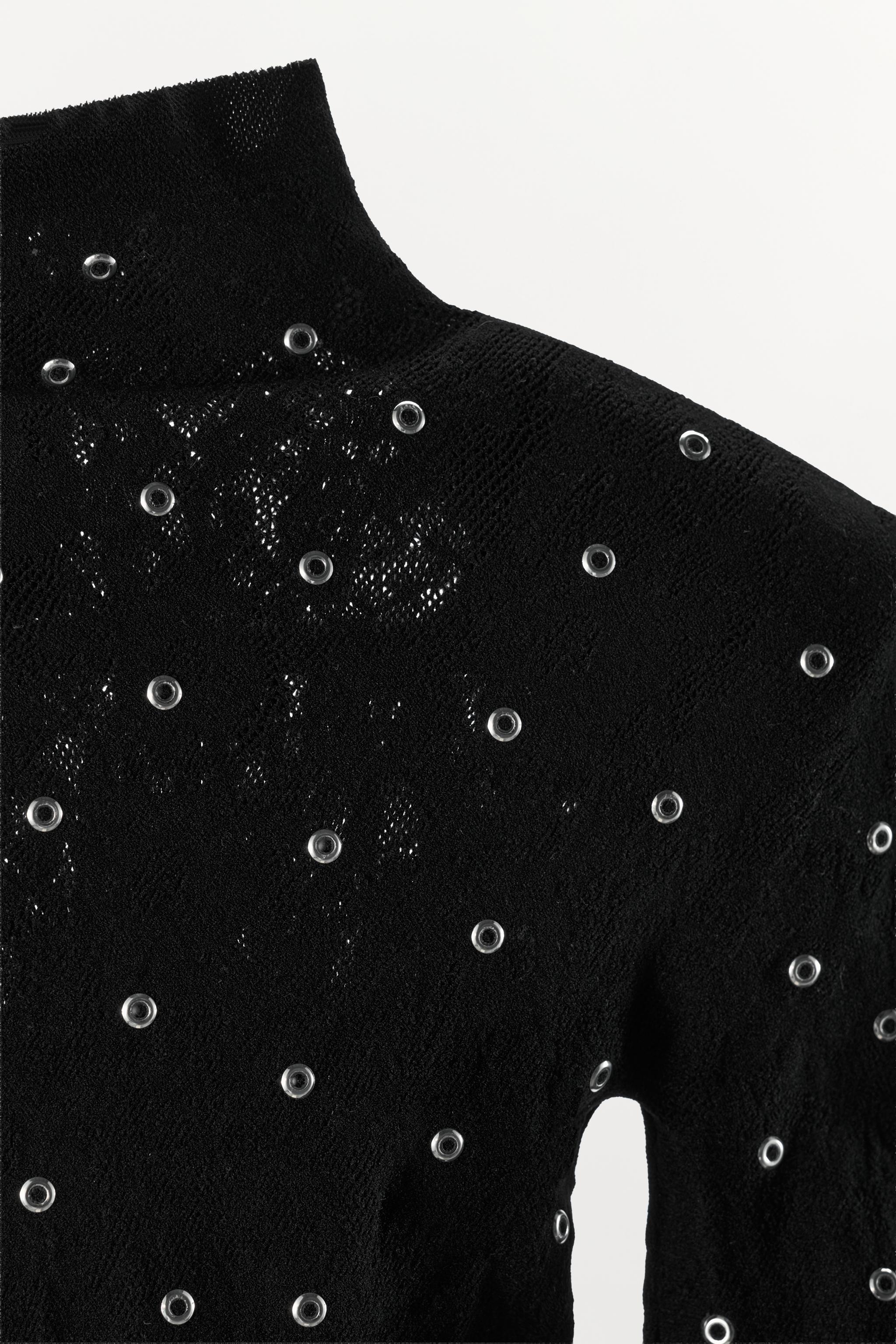 BODY SEAMLESS AVEC DENTELLE ET CLOUS