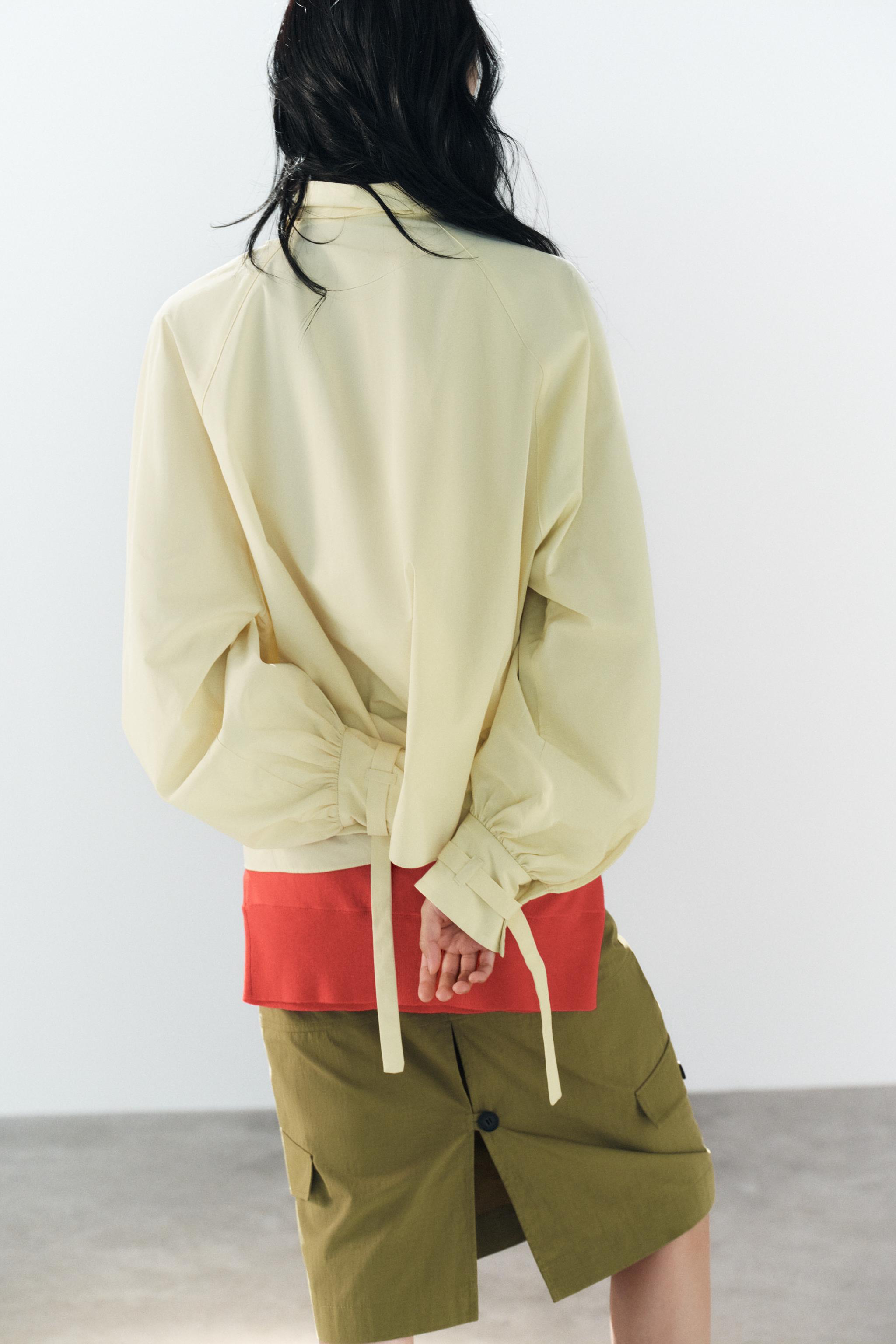 BUCKLED POPLIN SHIRT