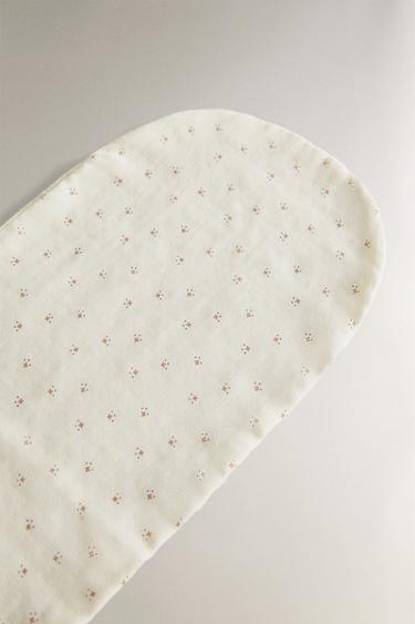 KIDS' FLORAL SHOULDER BIB - Ecru by Zara - Image 1
