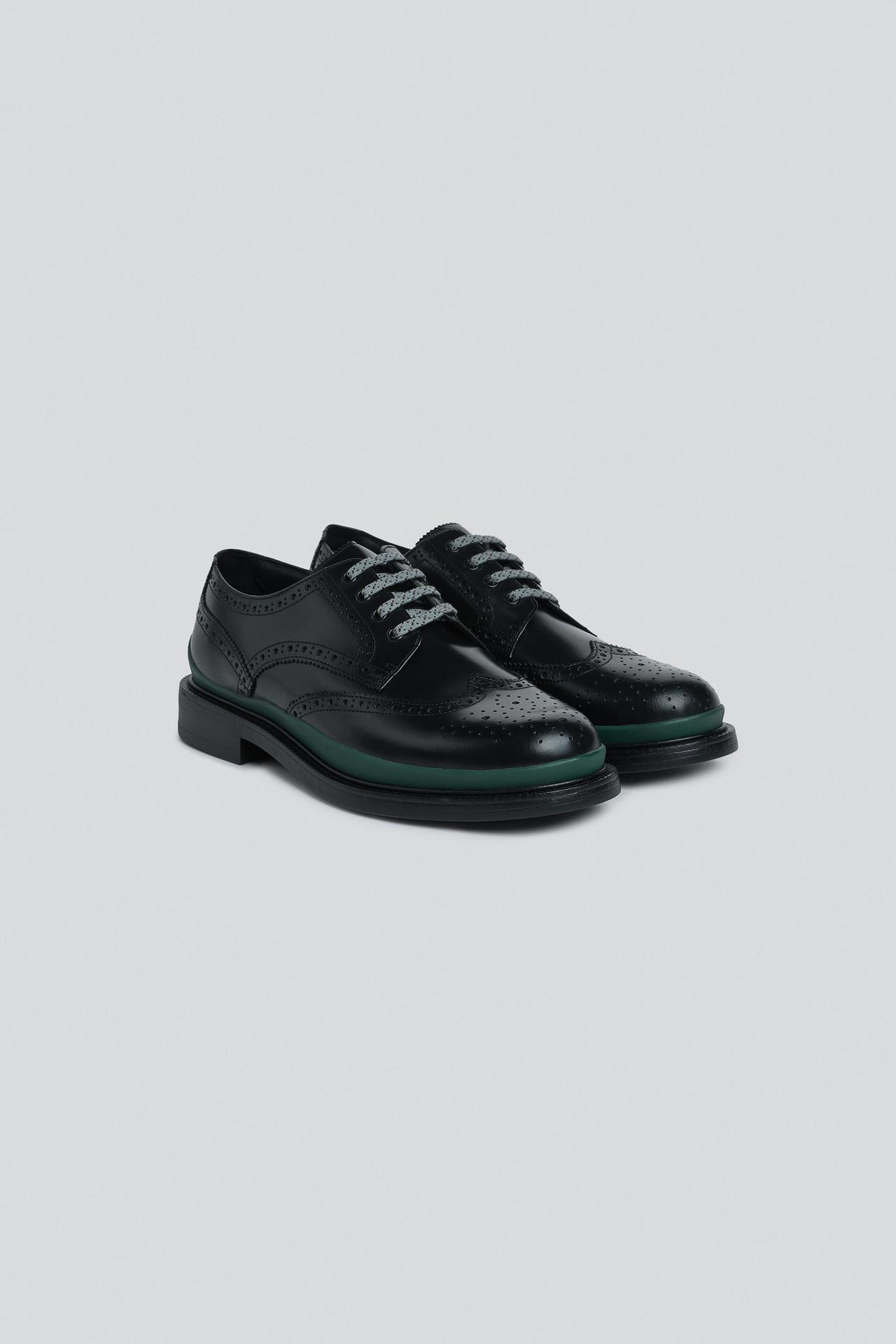 LEATHER SHOES — Black