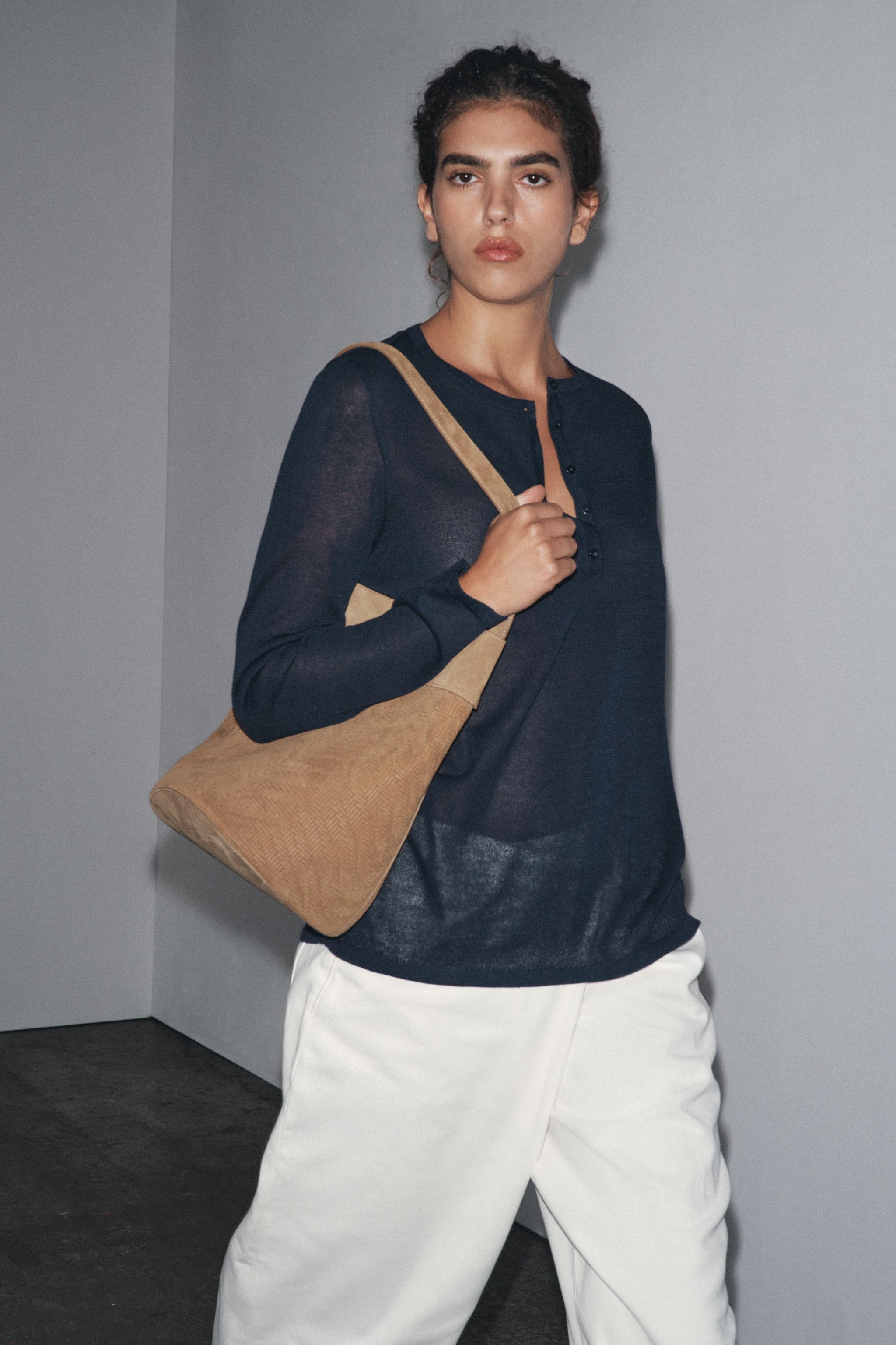 PULL EN MAILLE UNI