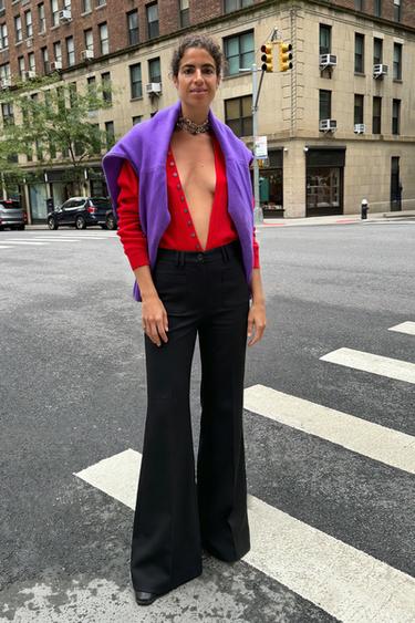 100% EXTRA SOFT WOOL V-NECK CARDIGAN - Red by Zara