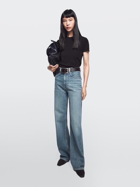 High-waist wide-leg jeans