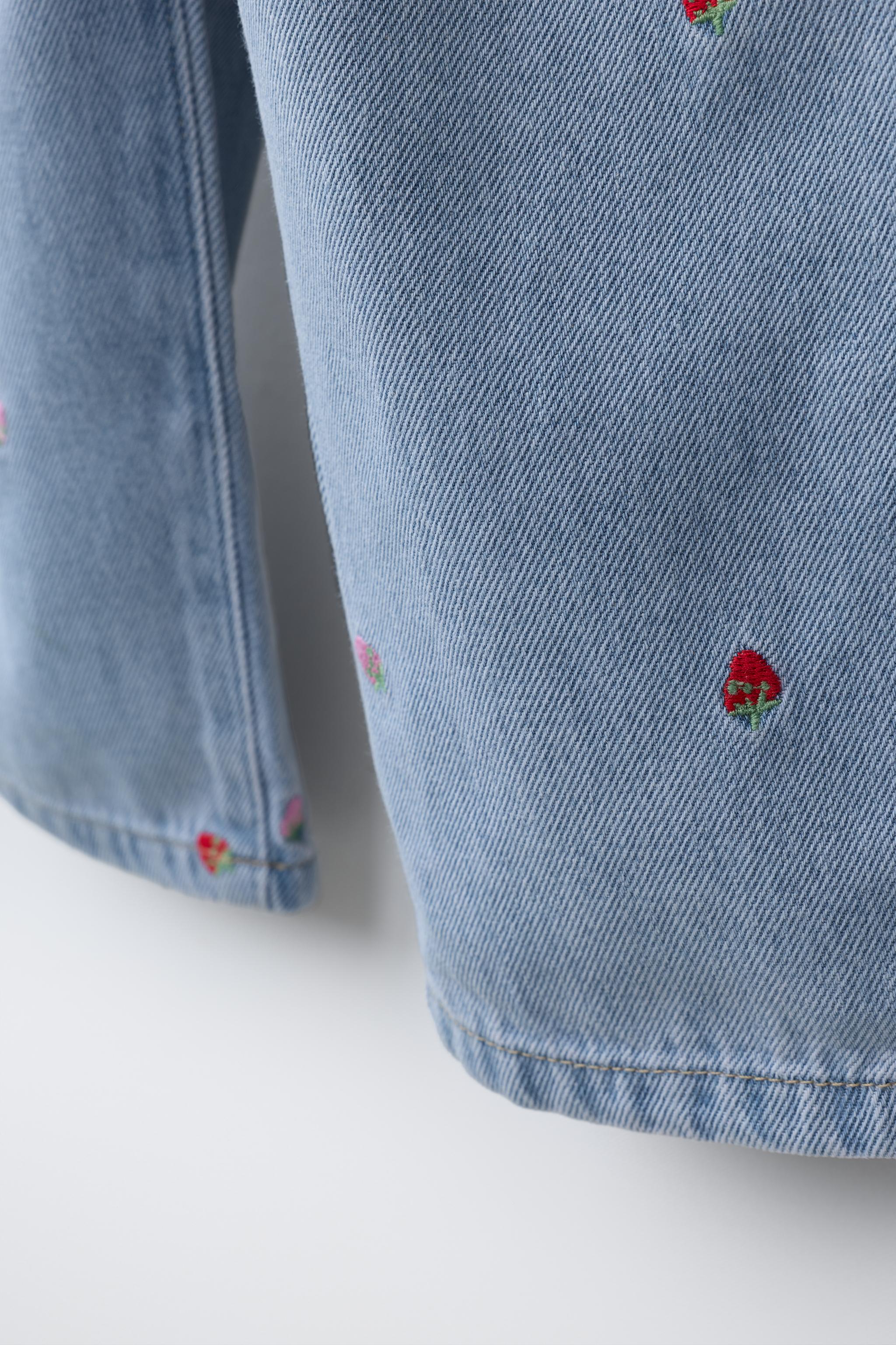 JEAN LARGE BRODÉ FRAISES