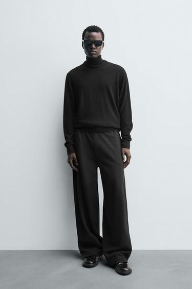 PANTALÓN BALLOON COSTURAS GIRADAS - Negro de Zara - Imagen 0