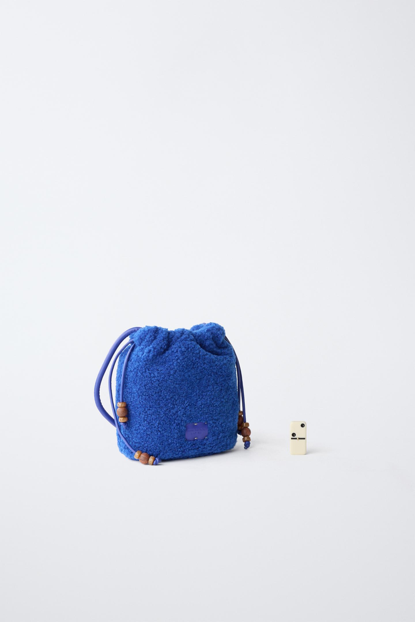 Детская сумка Zara Shearling-Effect Beaded Bucket, цвет: Голубоватый — фото 6