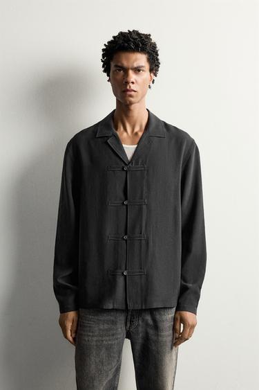 FLUID SHIRT WITH FROG FASTENING — Black 2