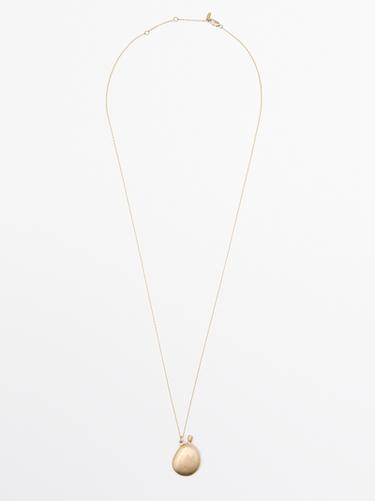 Zara Necklace with metal pendant - Golden