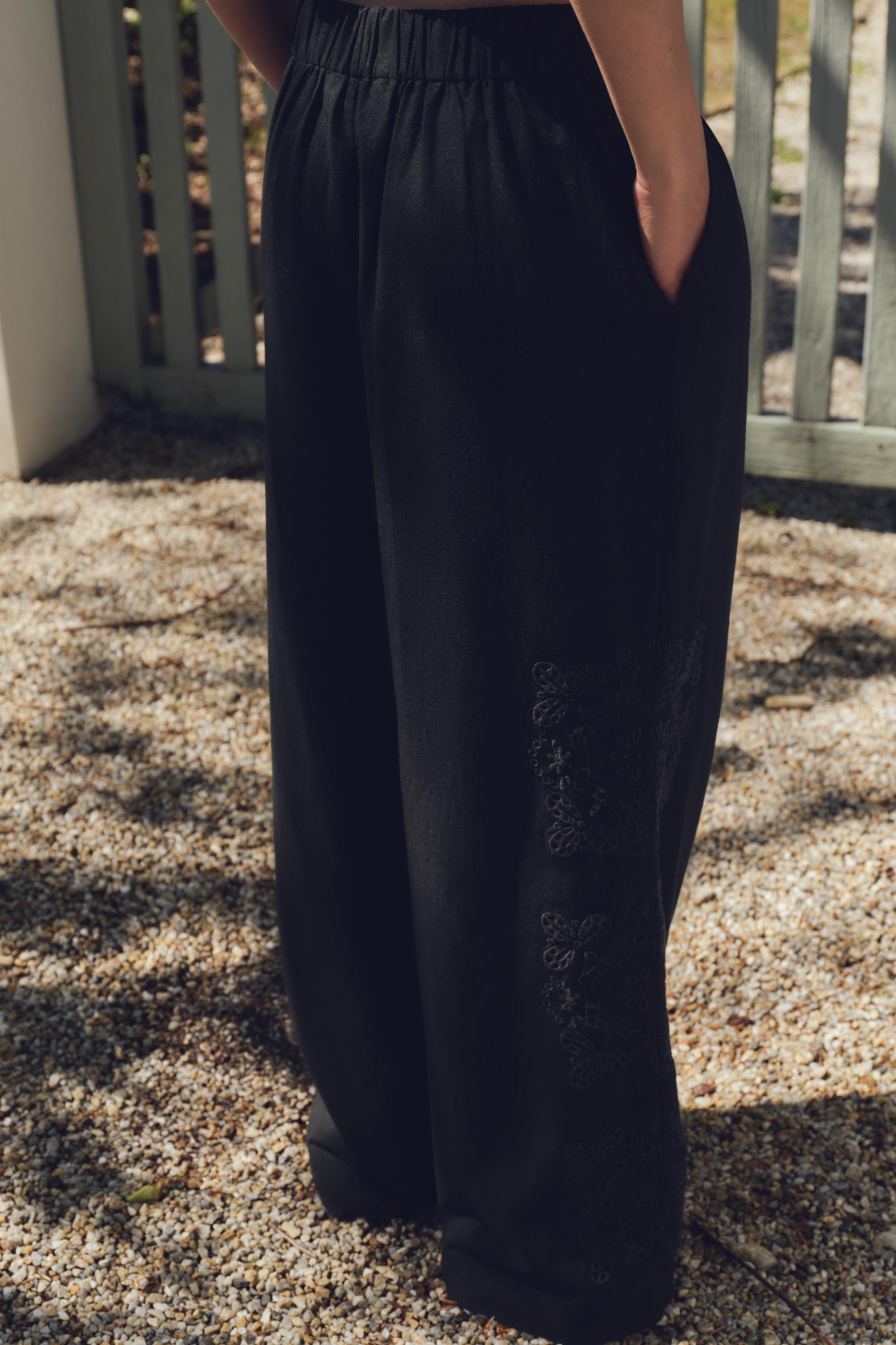 マルチプリーツ刺繍入りパンツ - ブラック | ZARA Japan / 日本