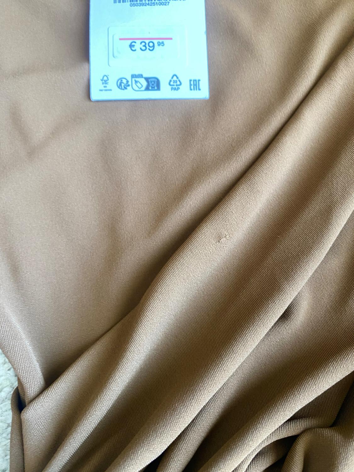 DRESS WITH SIDE SASH - Image 3