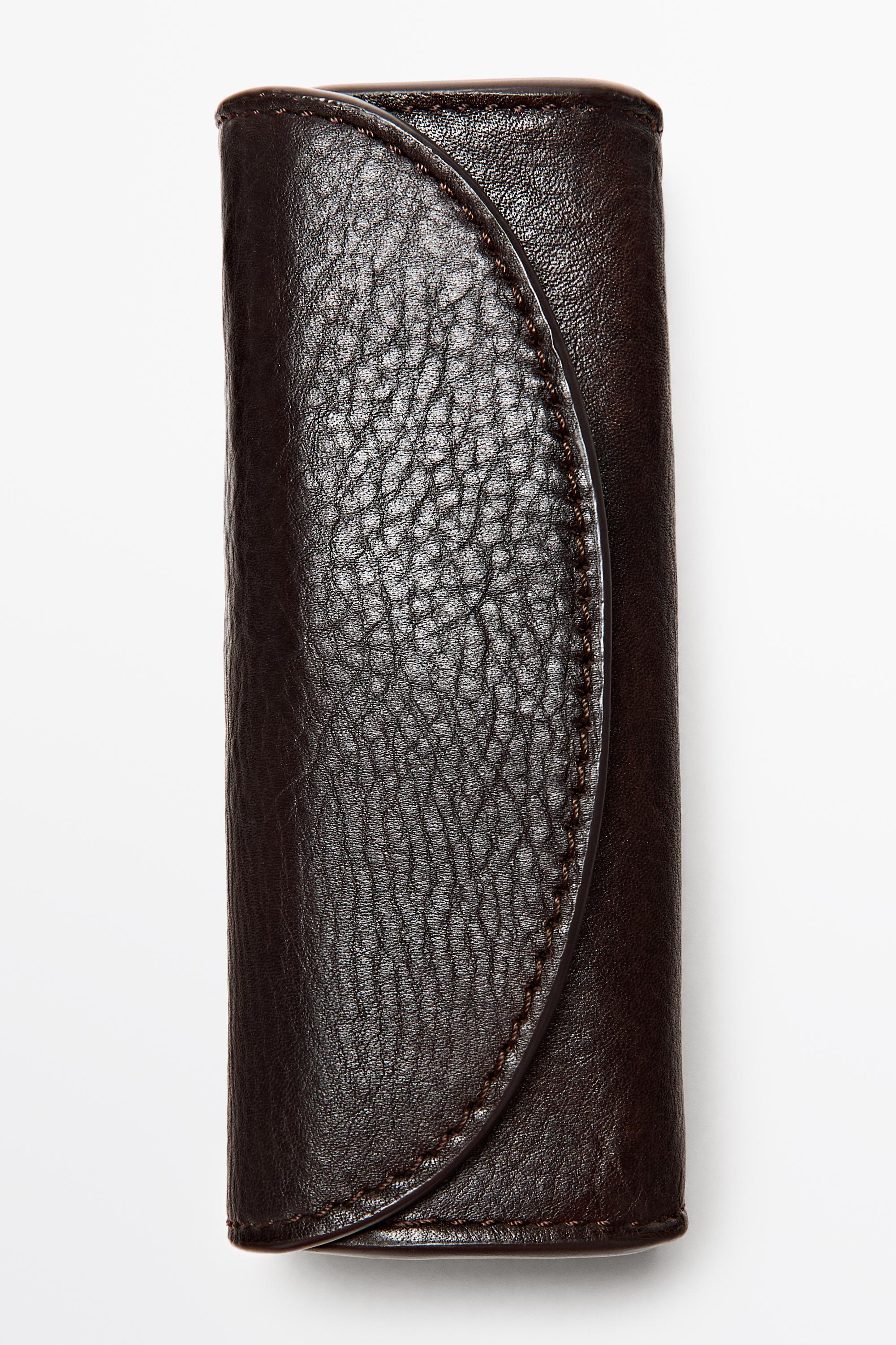 Nappa leather ring case