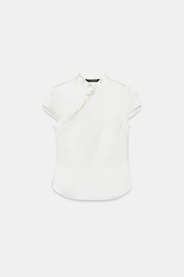 TOP SATINÉ À BOUTONS LATÉRAUX - Blanc cassé de Zara - Image 4