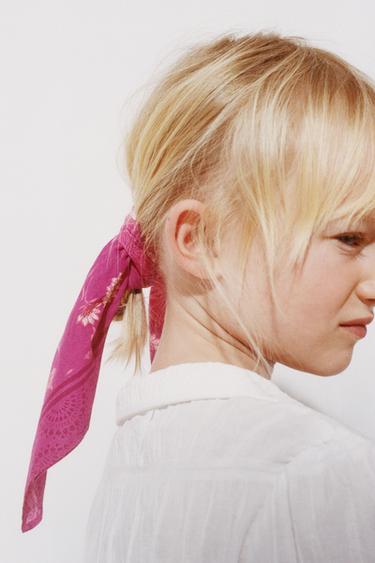 BANDANA FLORES - Frambuesa de Zara