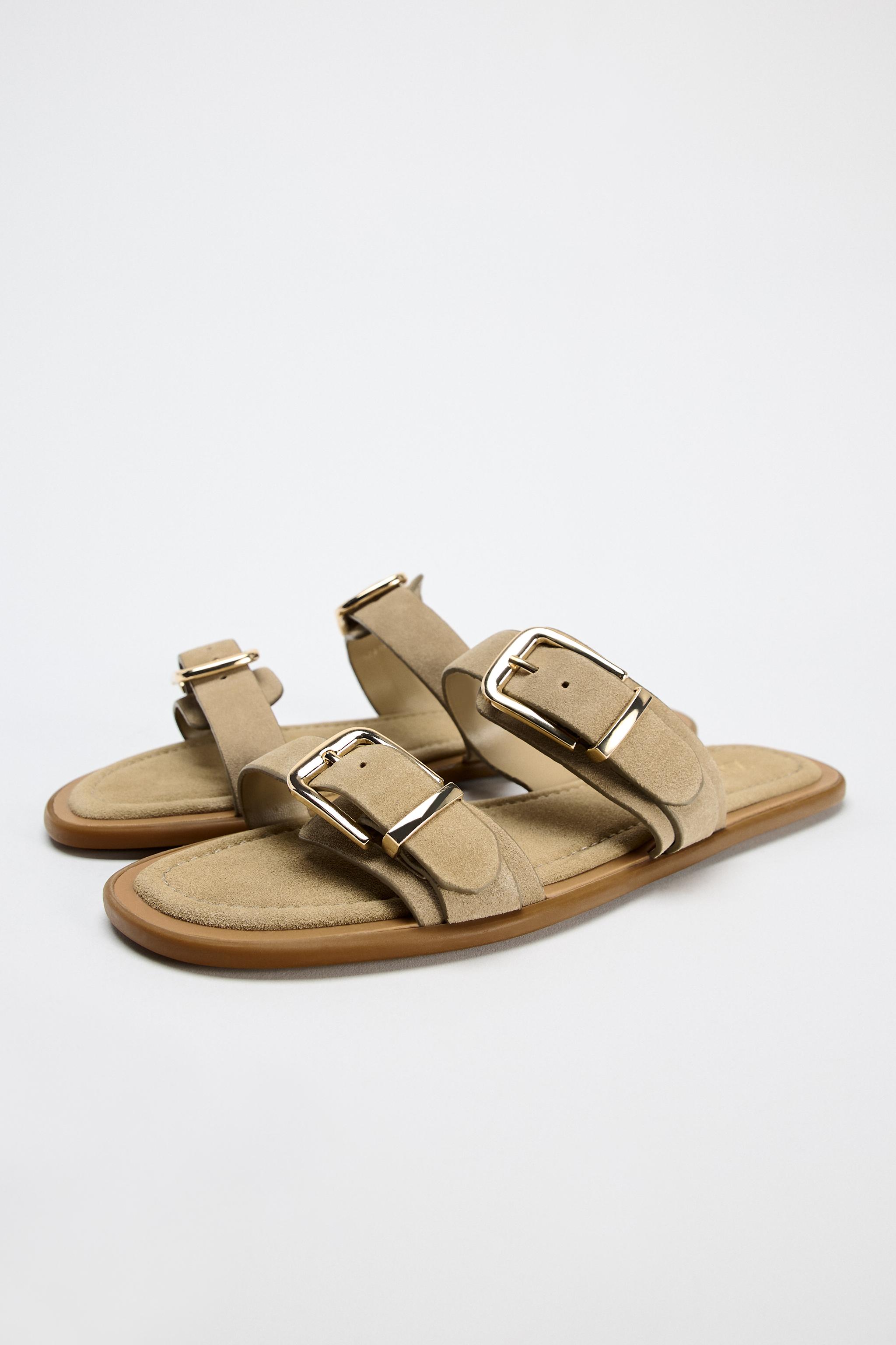 バックル スプリットレザー サンダル - サンドブラウン | ZARA