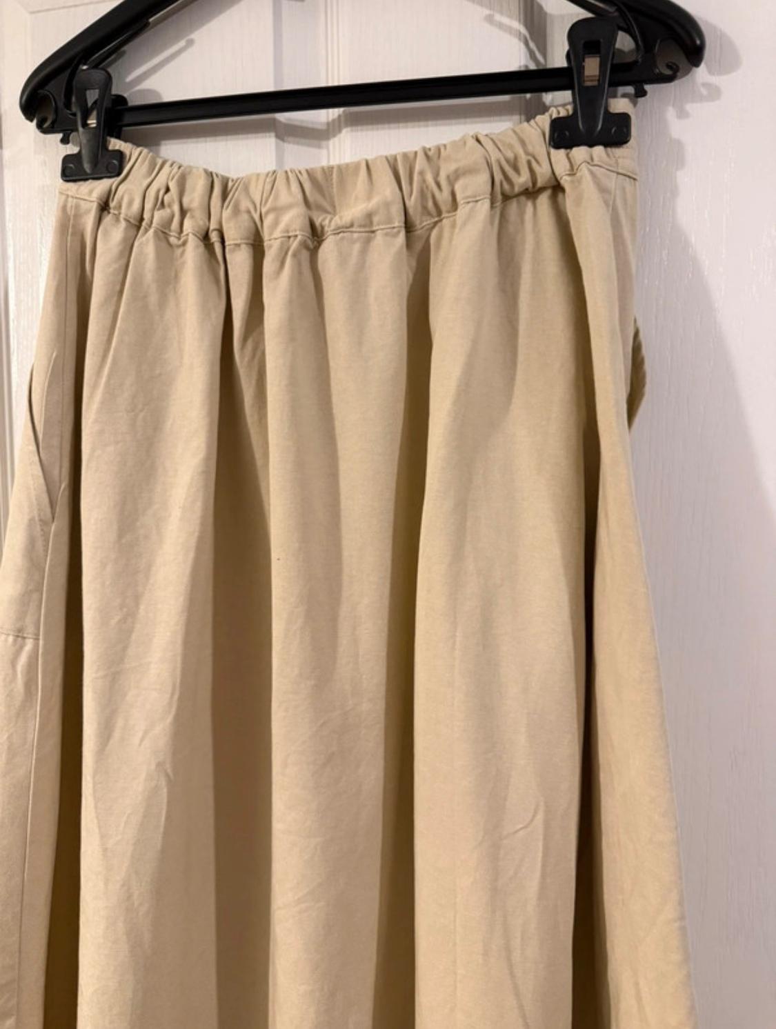SKIRT - Image 6