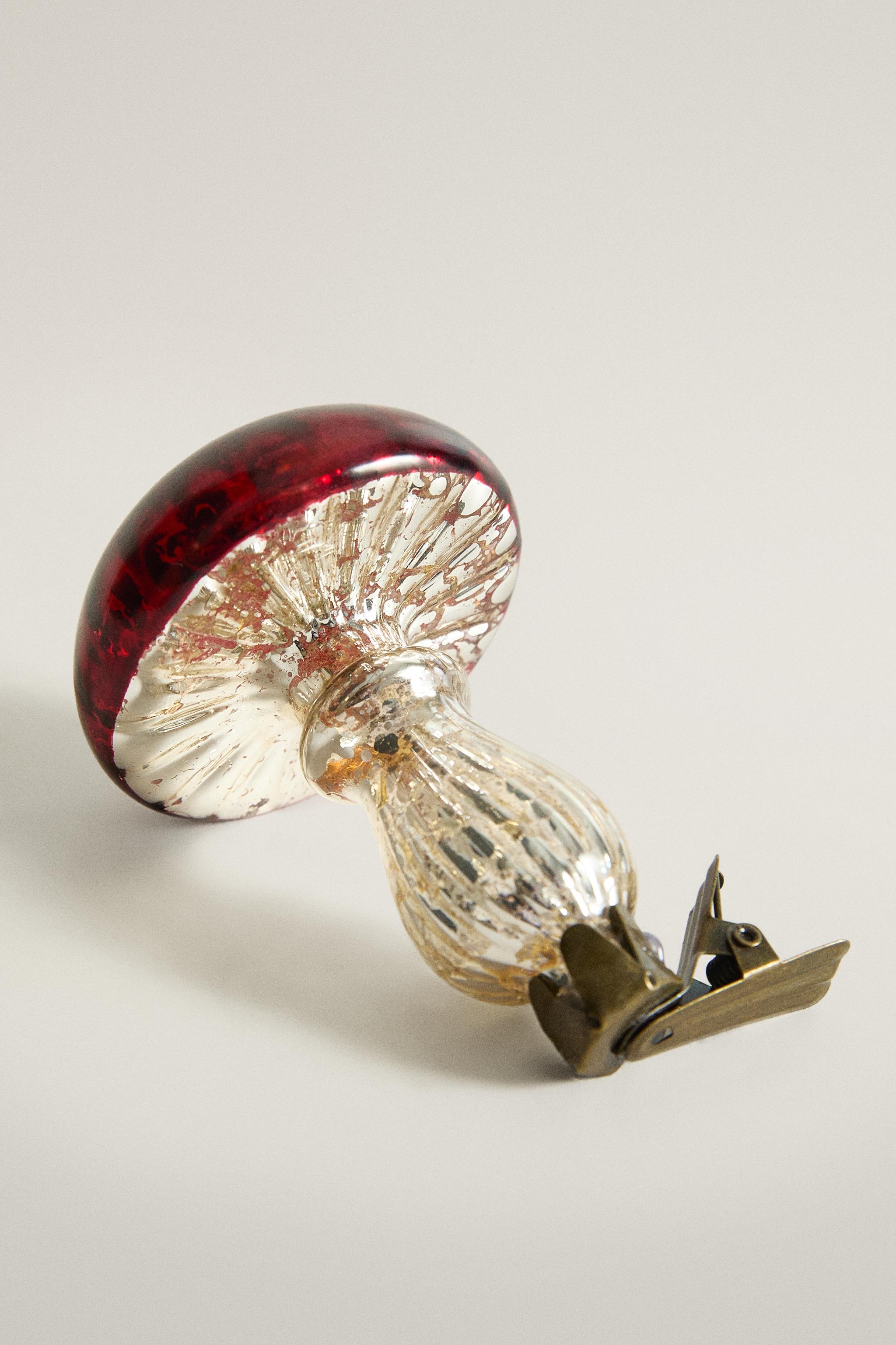 MUSHROOM CHRISTMAS TREE DECORATION