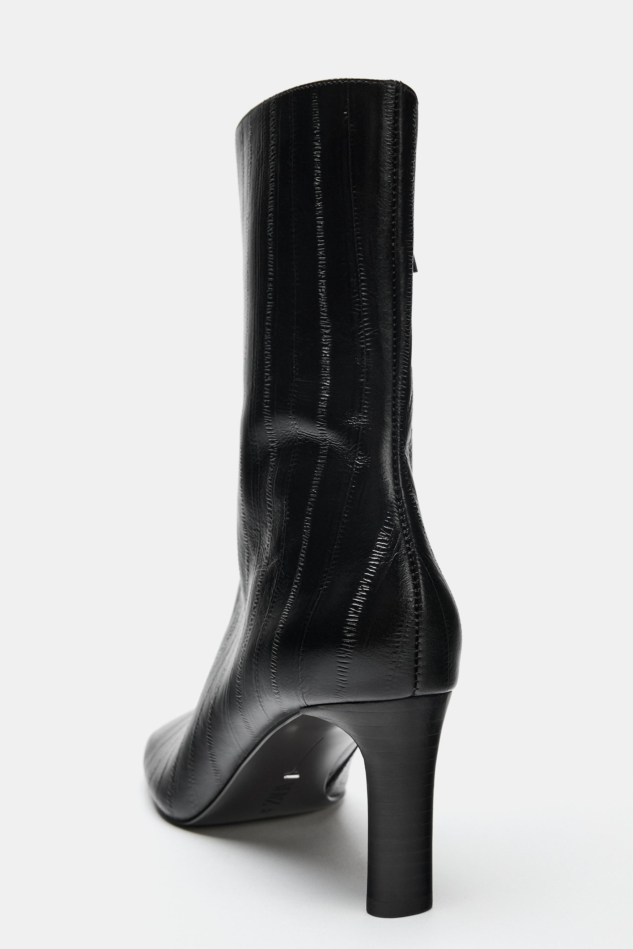 LIMITED EDITION LEATHER ANKLE BOOTS