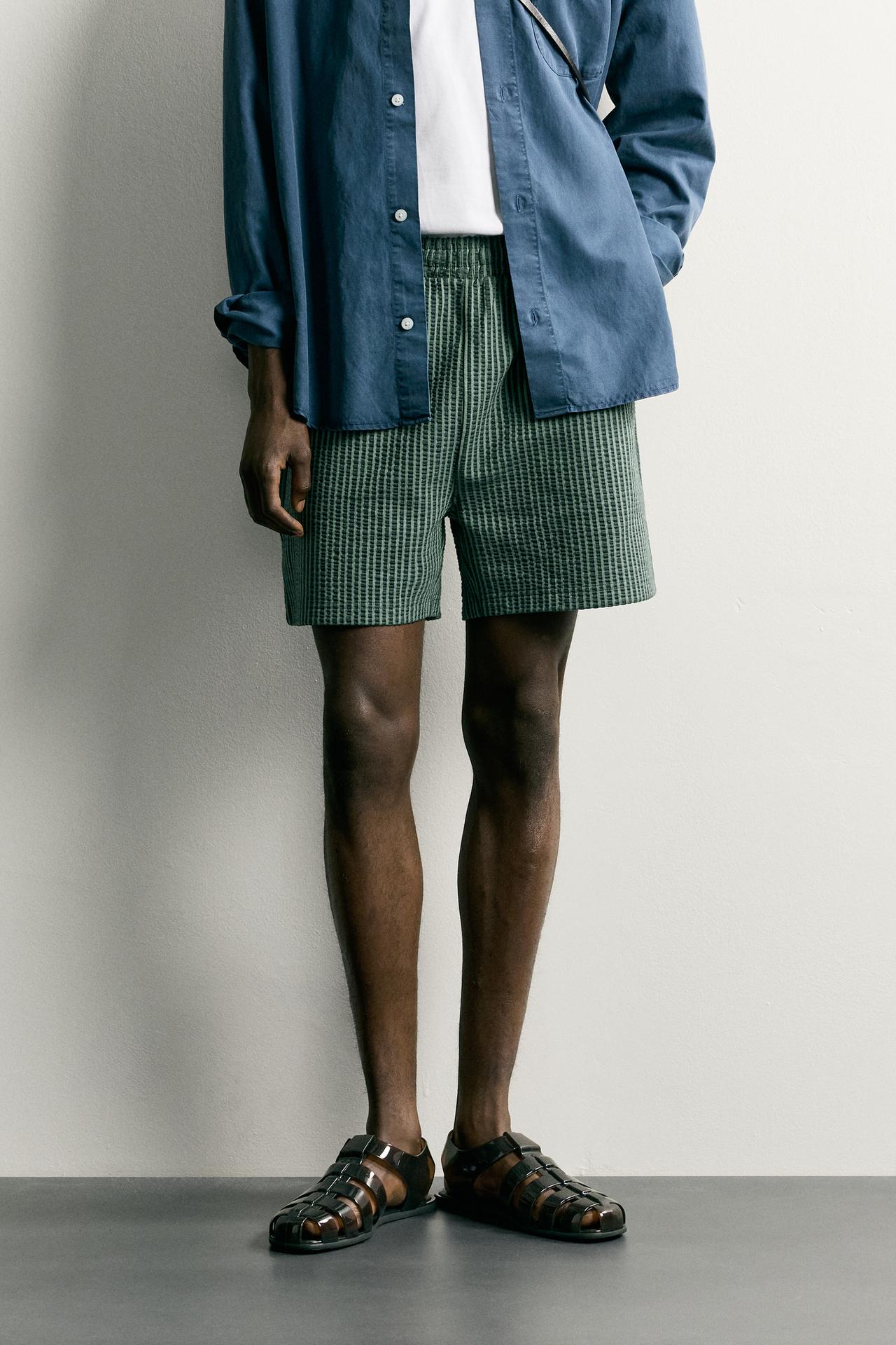 COMFORT SEERSUCKER REGULAR FIT SHORTS — Green