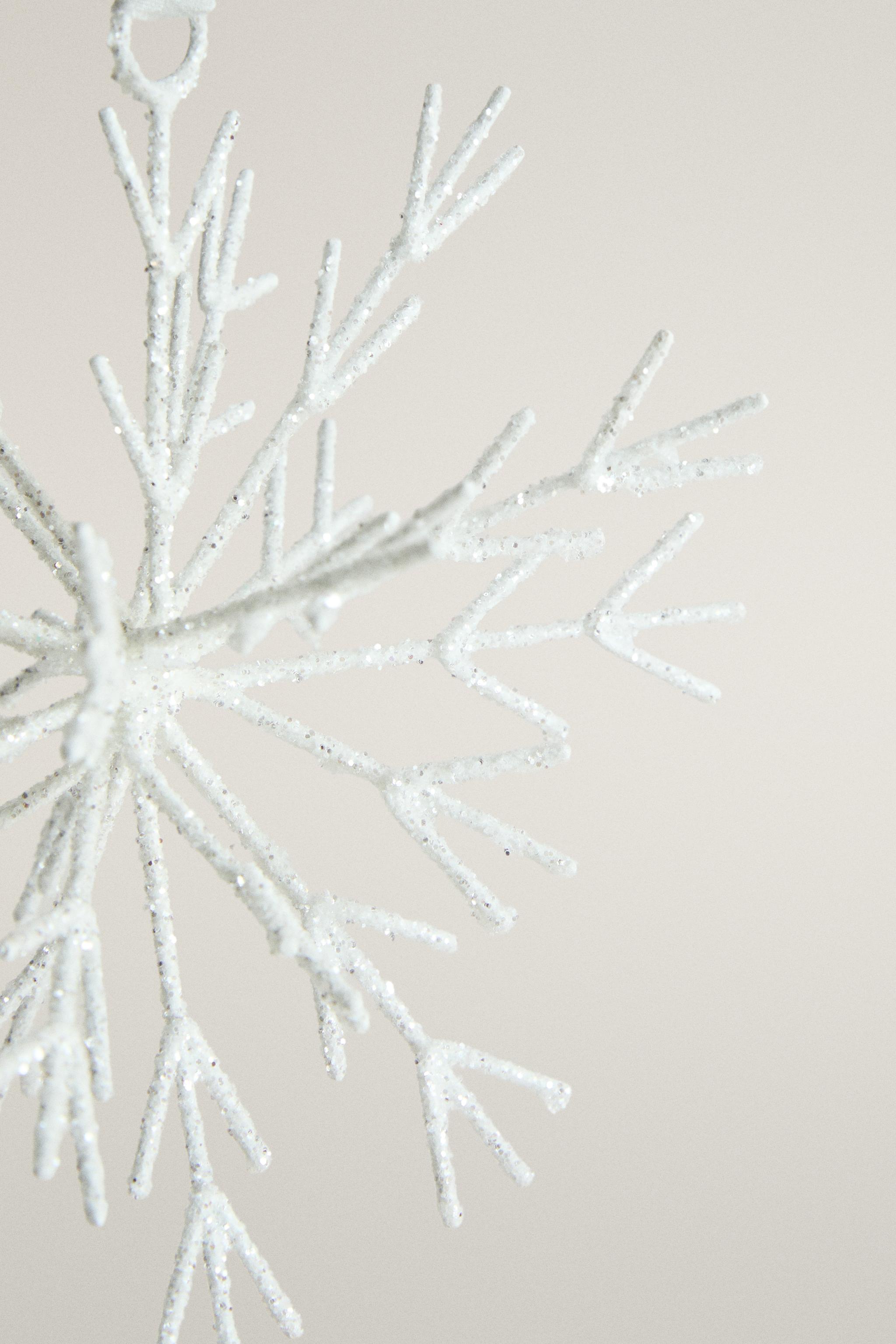SNOWFLAKE CHRISTMAS TREE DECORATION