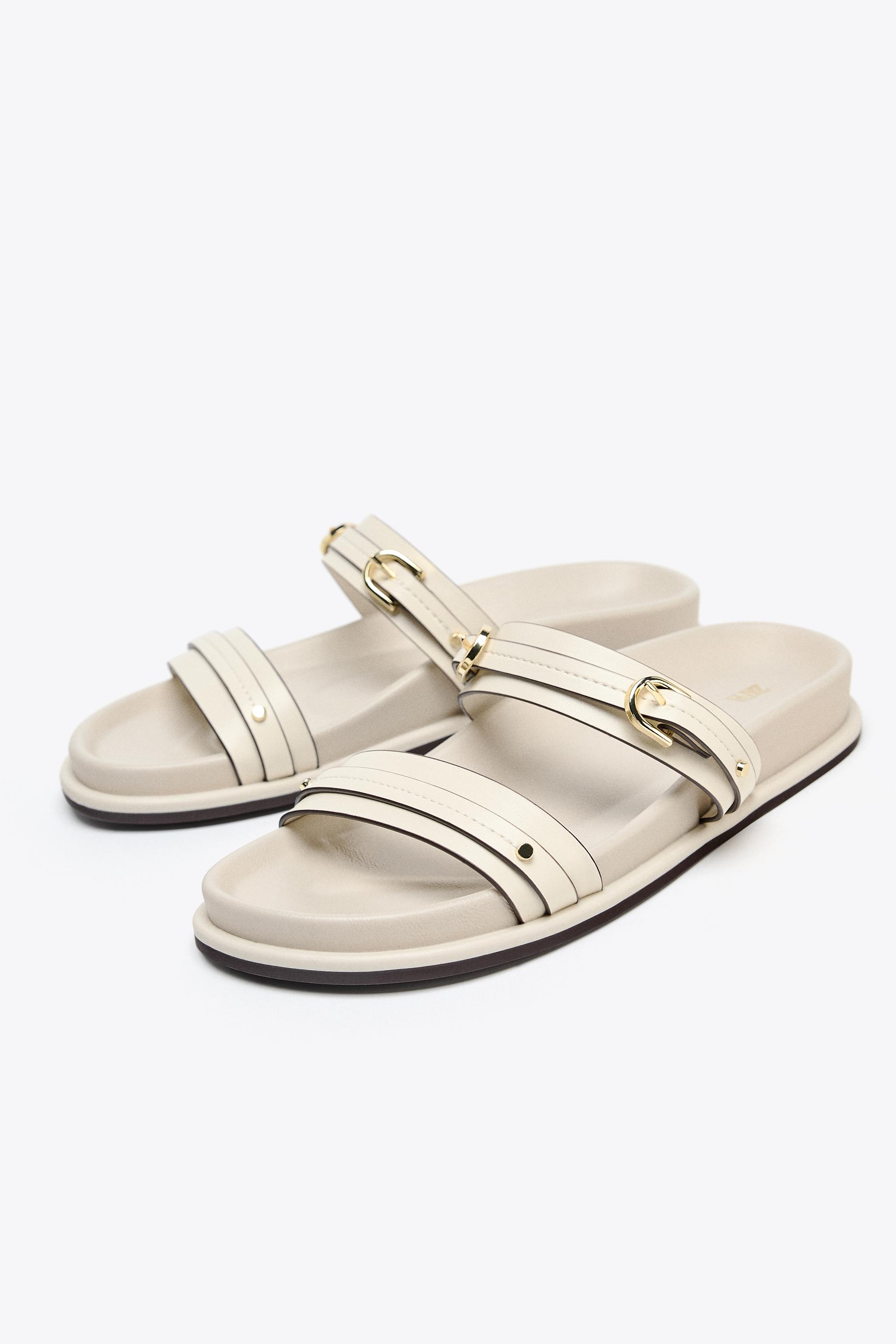 FLAT BUCKLED SANDALS