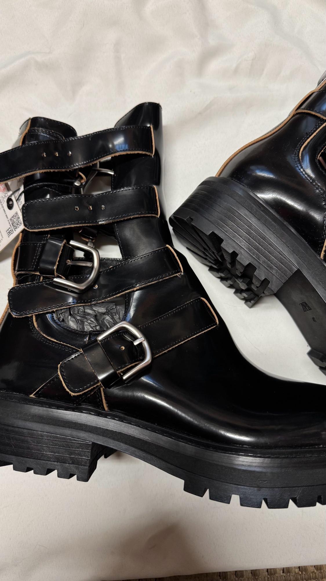 LEATHER CUT-OUT ANKLE BOOTS WITH BUCKLES - Image 6