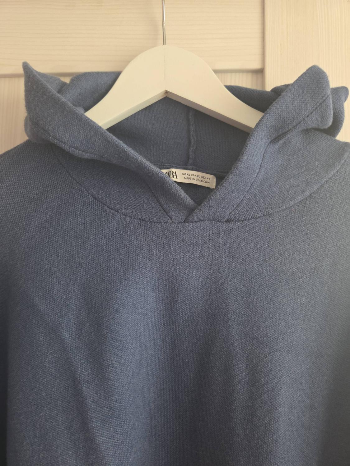 KNIT HOODIE - Image 4