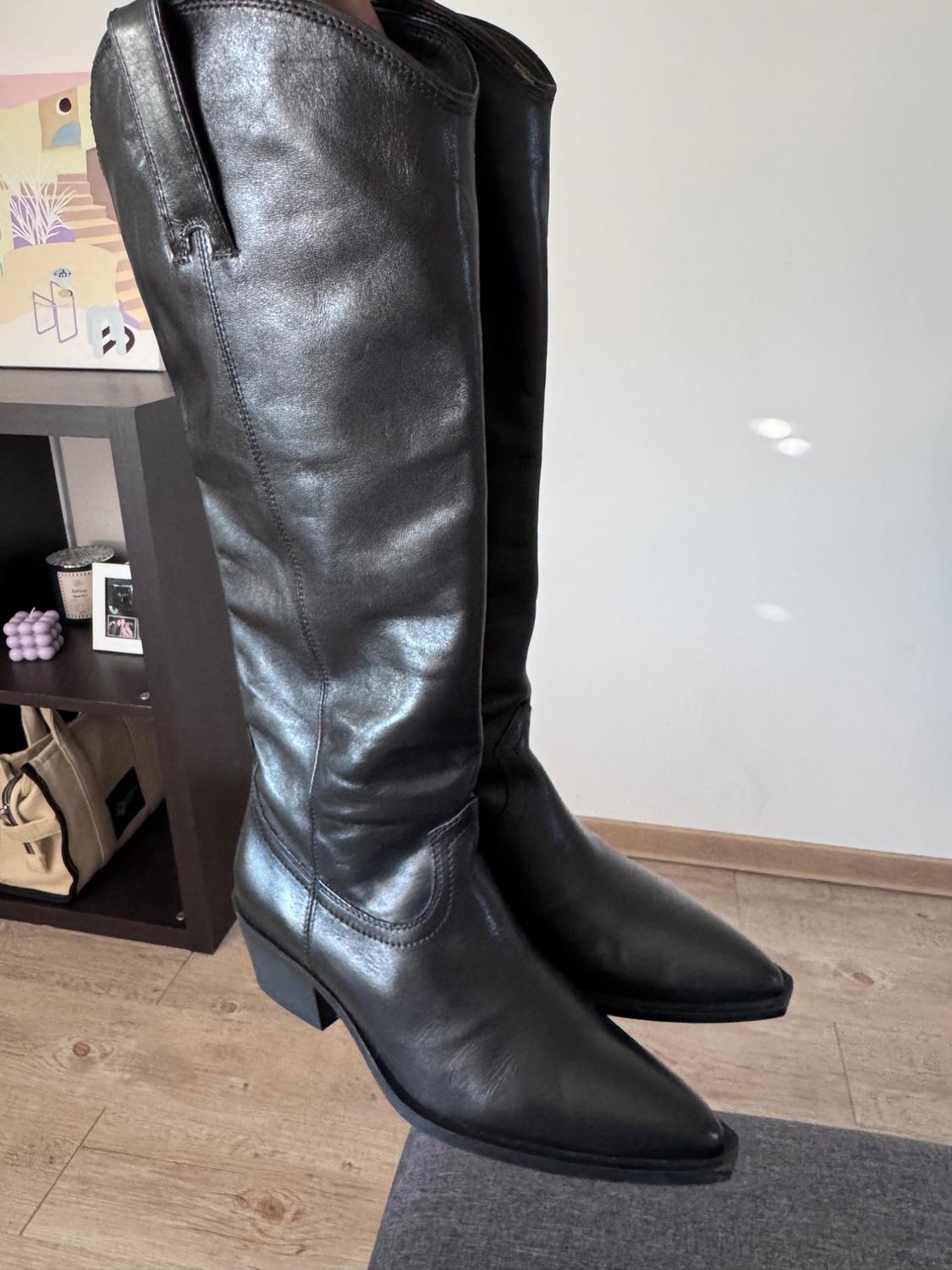 COWBOY BOOTS - Image 4