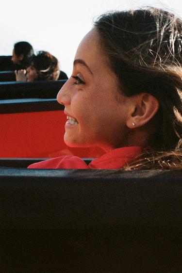 BLUZË ME STAMPIM TEKSTI - E kuqe nga Zara