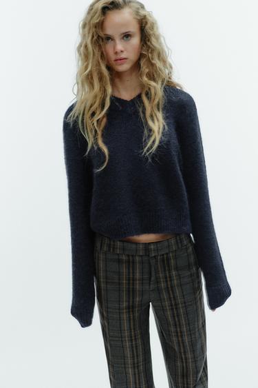 PULLOVER AUS WOLLE UND ALPAKA MIT V-AUSSCHNITT - Marineblau von Zara