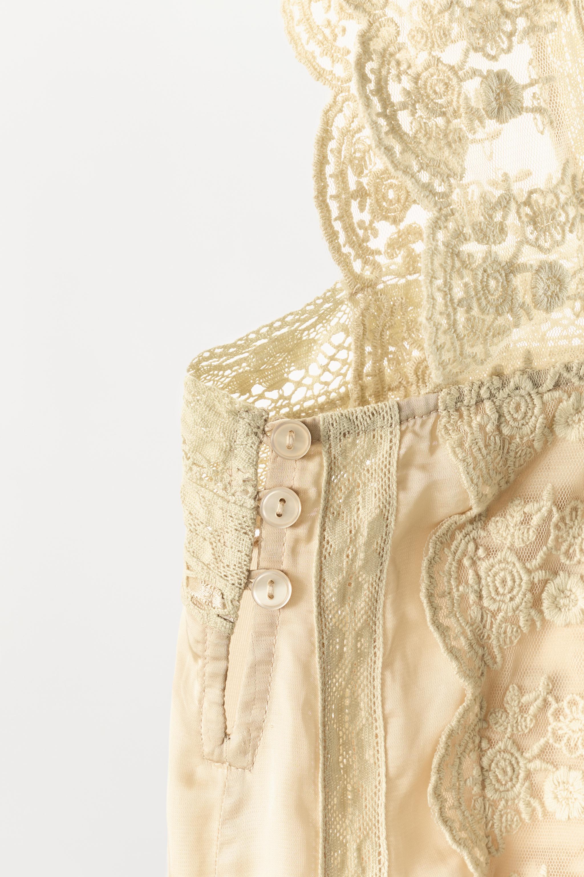 SATIN EFFECT PLEATED LACE TOP