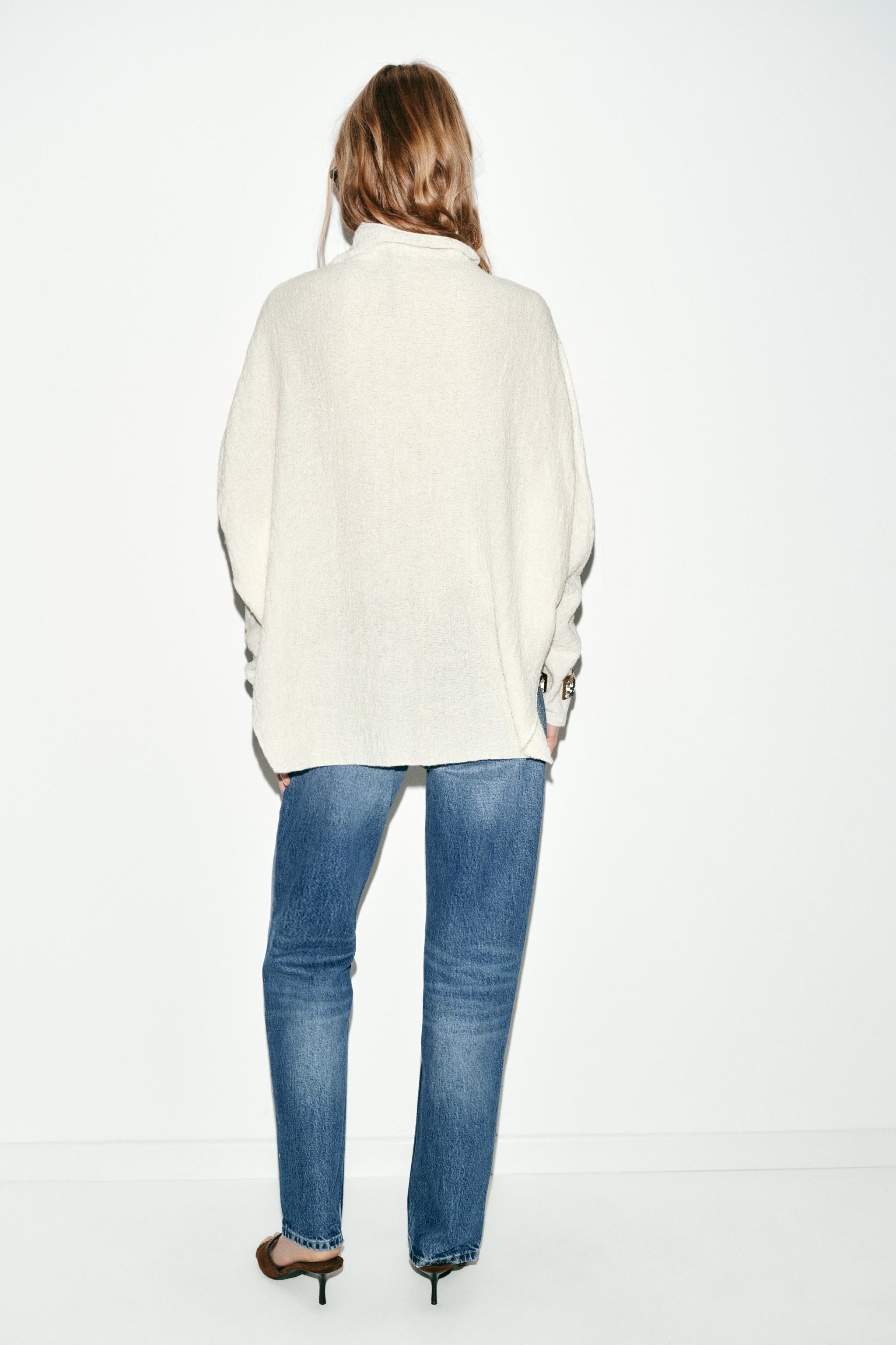PULL CAPE EN MAILLE