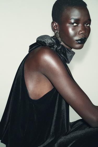 TOP بالون مخملي بربطة - أسود by Zara