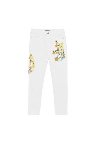 JEANS WITH FLORAL EMBROIDERY