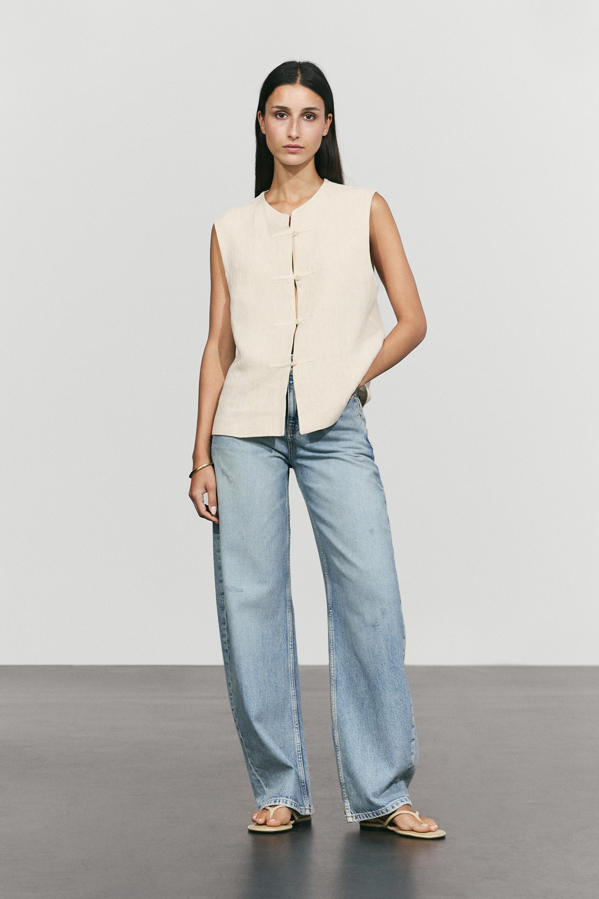 Linen blend button-detail vest