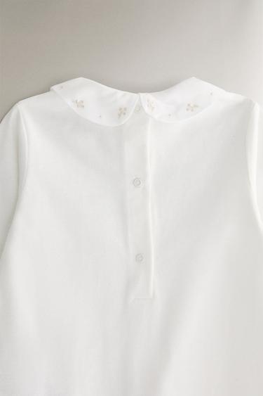 GRENOUILLÈRE ENFANT BRODERIE FLEUR - Blanc cassé de Zara - Image 4