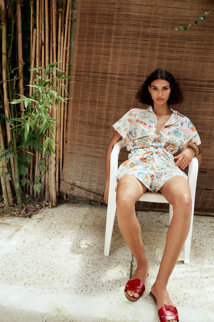 KOŽENÉ PŘEKŘÍŽENÉ SANDÁLY - Červená bordó od Zara