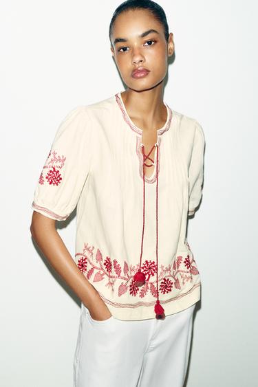 BLOUSE BRODERIES ET POMPONS - Blanc de Zara