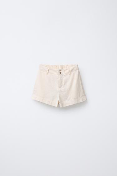 برمودا من الكتان بأزرار - رمل الخاص بـ Zara