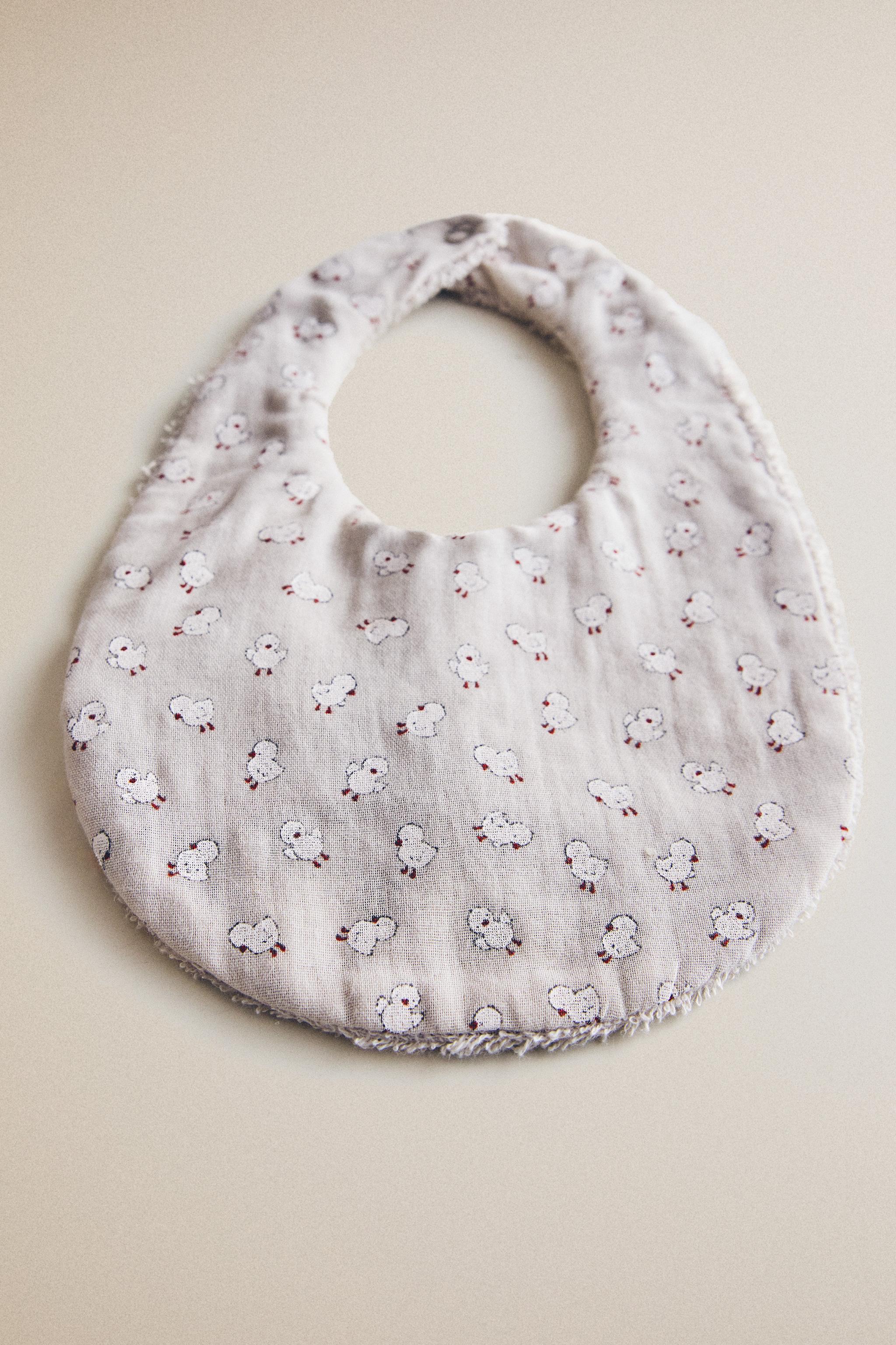 BUNNY BABY BIB — Gray
