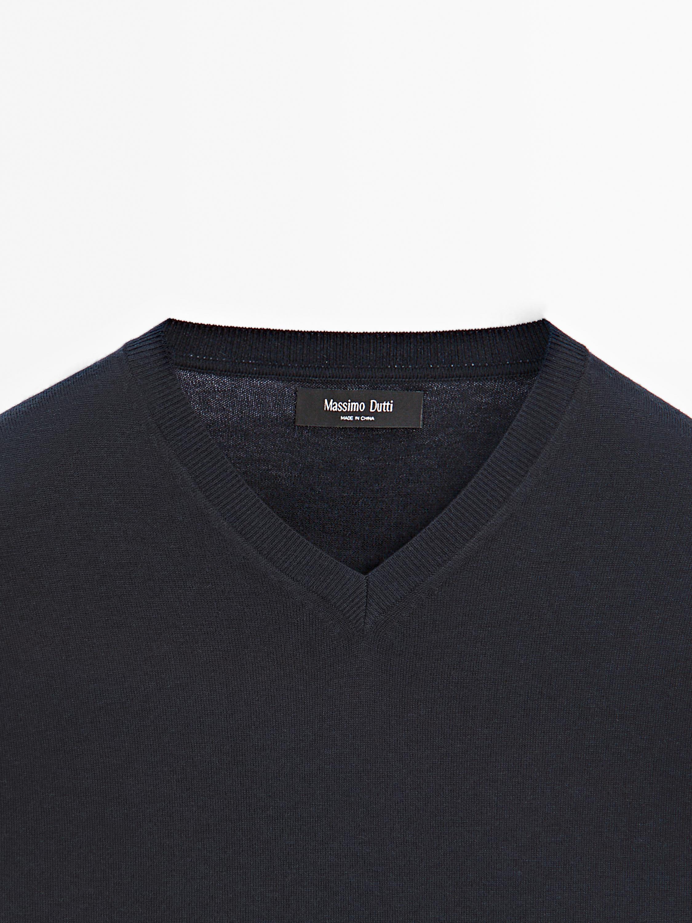 Knit wool blend sweater