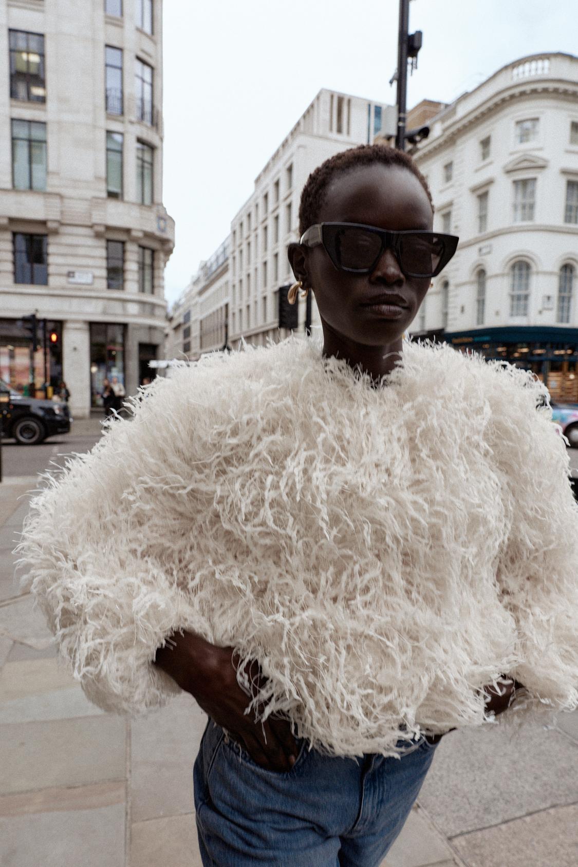 FEATHER FRINGE METALLIC THREAD JACKET