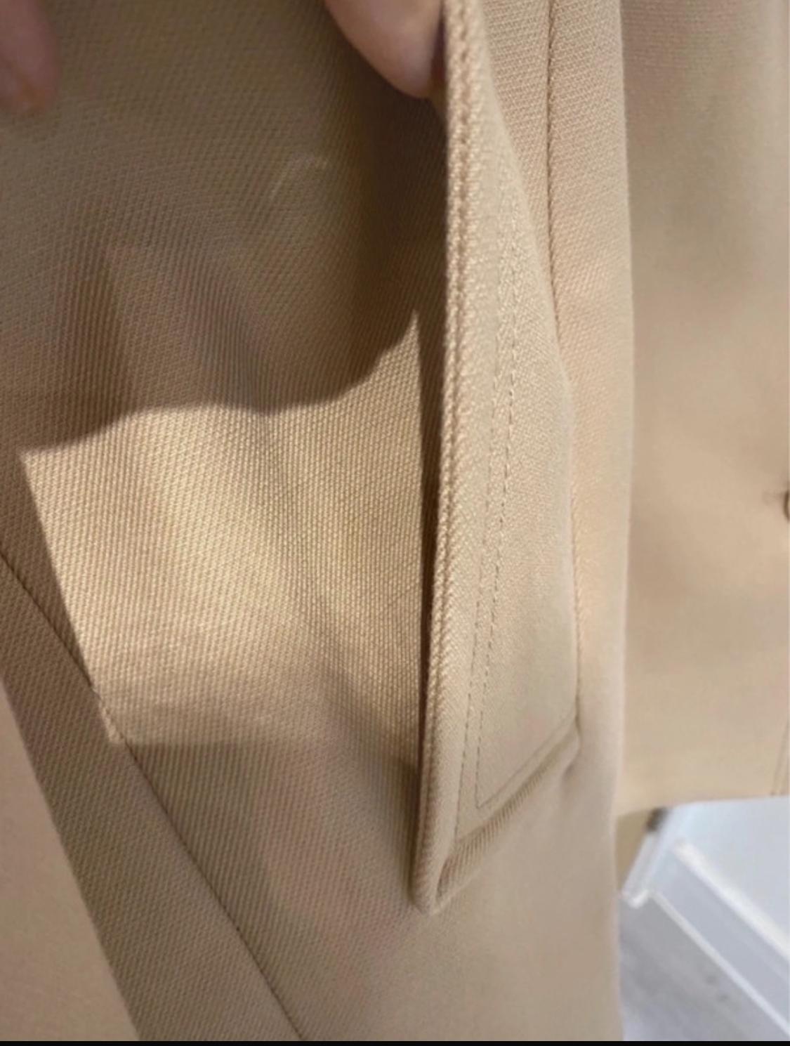 SHORT DOUBLE-BREASTED COAT - Image 4